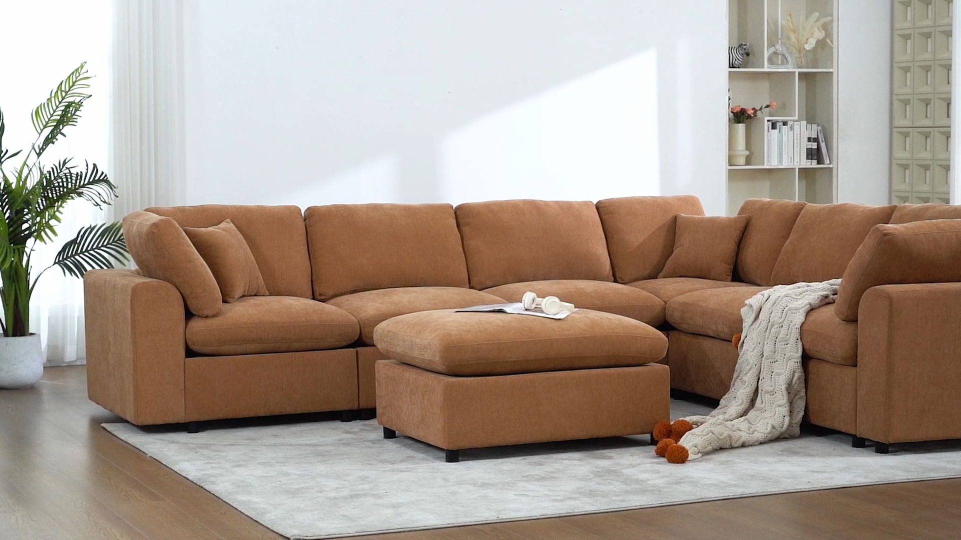 C75 サイズ　グレイッシュモカ Challenger 7 GTX | Hoka Footwear | Playmakers